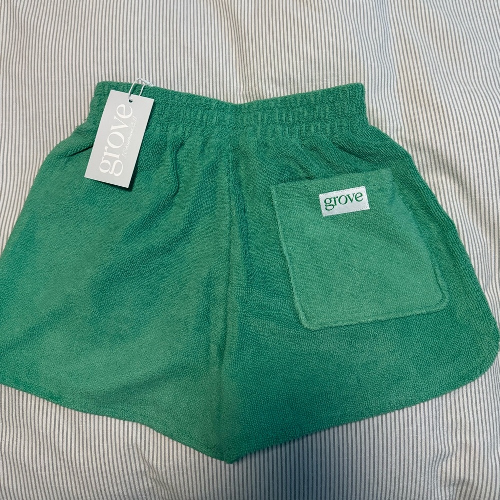 Sea Grove - Grove the Brand Size Small NWT